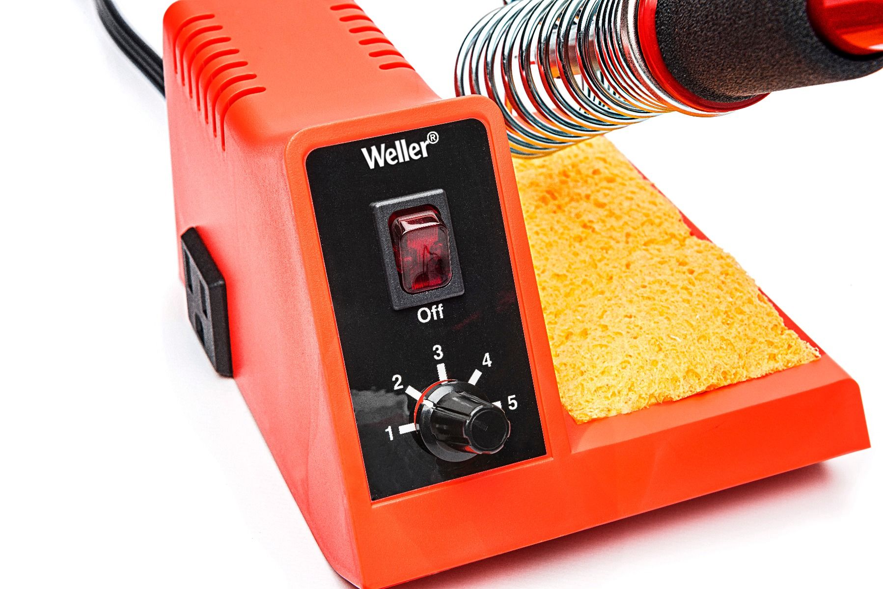 Weller® WLC100 Hobby and Electronic Soldering Station, 40W,120V CloseUp